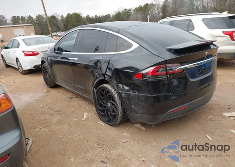 2016 Tesla Model X 60D/70D/75D/90D из США, поврежденный, VIN 5YJXCAE20GF007953